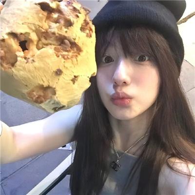 督军你家奶团背着黄金来旺家了